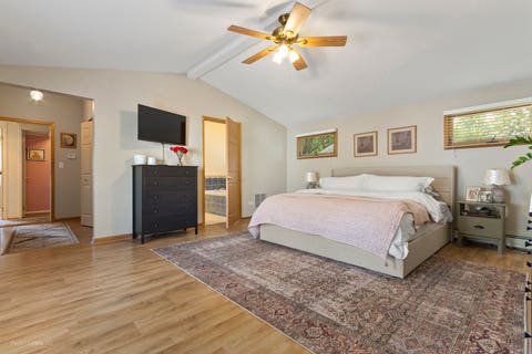 Tiny photo for 313 W Woodlawn Road, New Lenox, IL 60451 (MLS # 12711792)