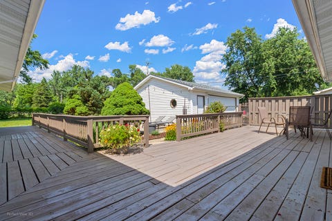 Tiny photo for 313 W Woodlawn Road, New Lenox, IL 60451 (MLS # 12711792)
