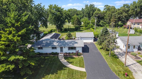 Photo of 313 W Woodlawn Road, New Lenox, IL 60451 (MLS # 12711792)