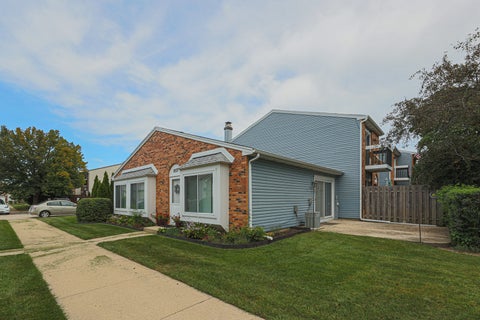 Tiny photo for 2003 Sudbury Drive, Hoffman Estates, IL 60169 (MLS # 12755327)