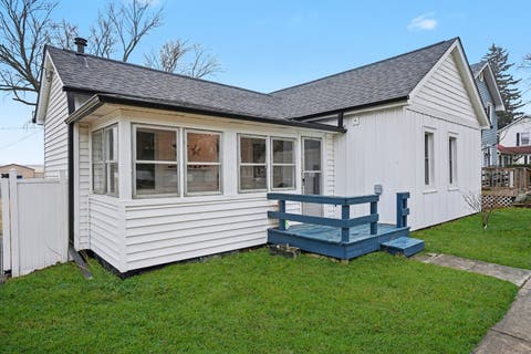 Tiny photo for 205 E TAYLOR Street, Grant Park, IL 60940 (MLS # 12664236)