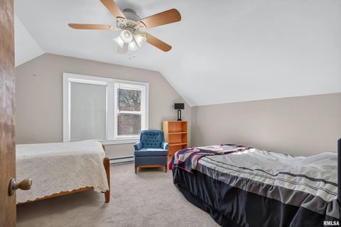 Tiny photo for 803 HOLMES Street, Bettendorf, IA 52722 (MLS # QC4269482)