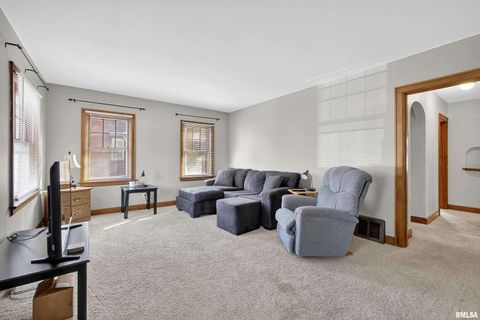 Tiny photo for 803 HOLMES Street, Bettendorf, IA 52722 (MLS # QC4269482)