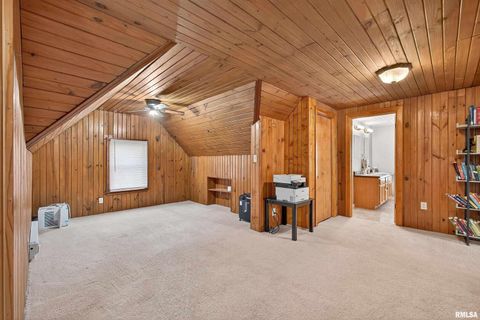 Tiny photo for 803 HOLMES Street, Bettendorf, IA 52722 (MLS # QC4269482)