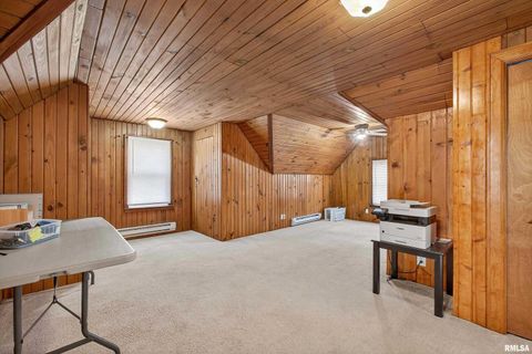 Tiny photo for 803 HOLMES Street, Bettendorf, IA 52722 (MLS # QC4269482)