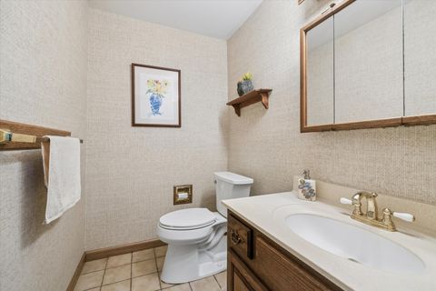 Tiny photo for 404 Shoreline Road #298, Lake Barrington, IL 60010 (MLS # 12642833)