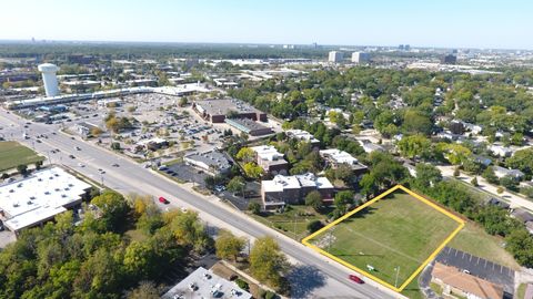 1650 S ARLINGTON HEIGHTS Road Arlington Heights IL 60005