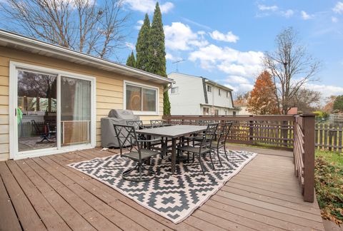 Tiny photo for 2231 S Bradford Drive, Wheaton, IL 60189 (MLS # 12519699)
