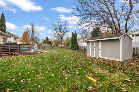 Tiny photo for 2231 S Bradford Drive, Wheaton, IL 60189 (MLS # 12519699)