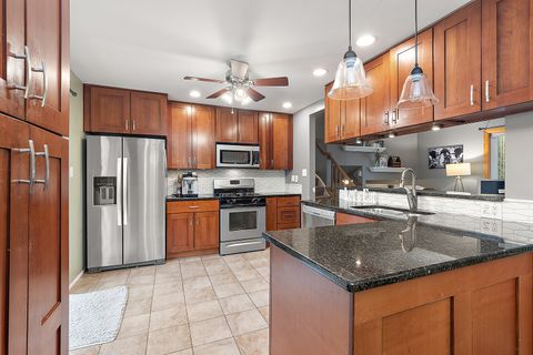 Tiny photo for 2231 S Bradford Drive, Wheaton, IL 60189 (MLS # 12519699)