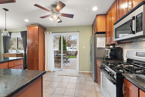 Tiny photo for 2231 S Bradford Drive, Wheaton, IL 60189 (MLS # 12519699)