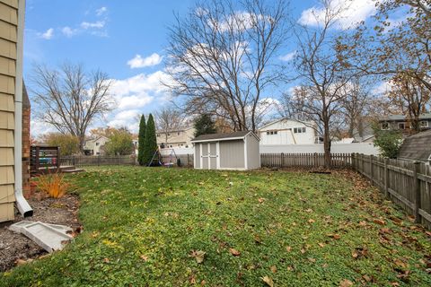 Tiny photo for 2231 S Bradford Drive, Wheaton, IL 60189 (MLS # 12519699)