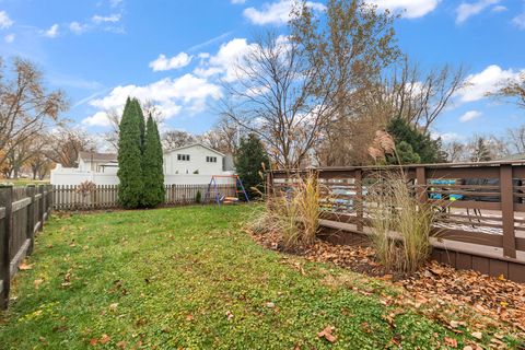 Tiny photo for 2231 S Bradford Drive, Wheaton, IL 60189 (MLS # 12519699)