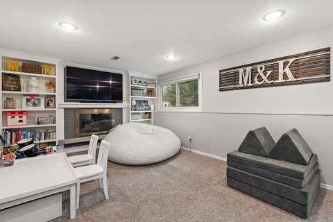 Tiny photo for 2231 S Bradford Drive, Wheaton, IL 60189 (MLS # 12519699)