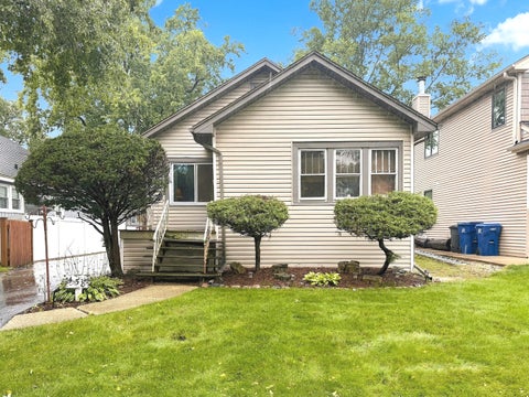 Photo of 458 S Harvard Avenue, Villa Park, IL 60181 (MLS # 12653119)