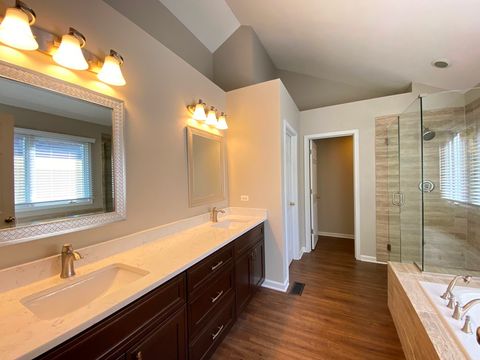 Tiny photo for 2428 Ridgewood Court, Aurora, IL 60502 (MLS # 12559667)