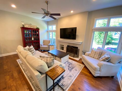 Tiny photo for 2428 Ridgewood Court, Aurora, IL 60502 (MLS # 12559667)