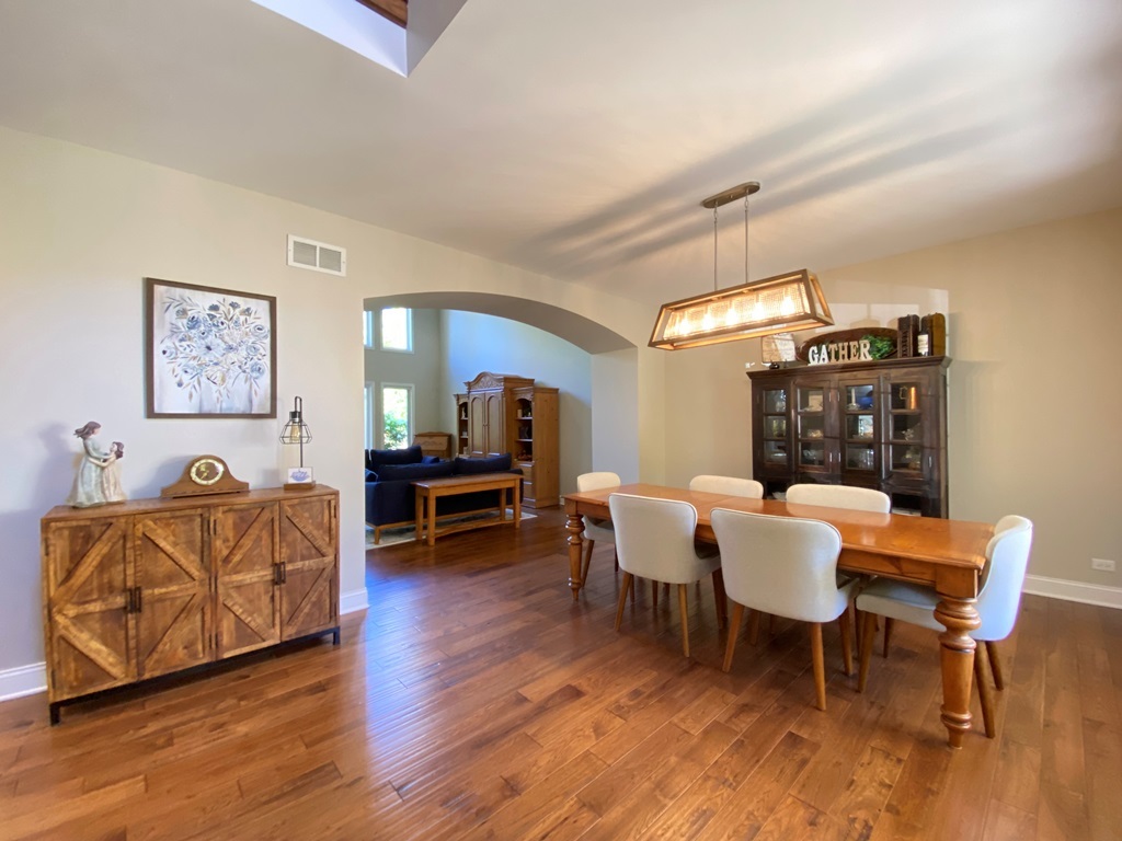 2428 Ridgewood Court