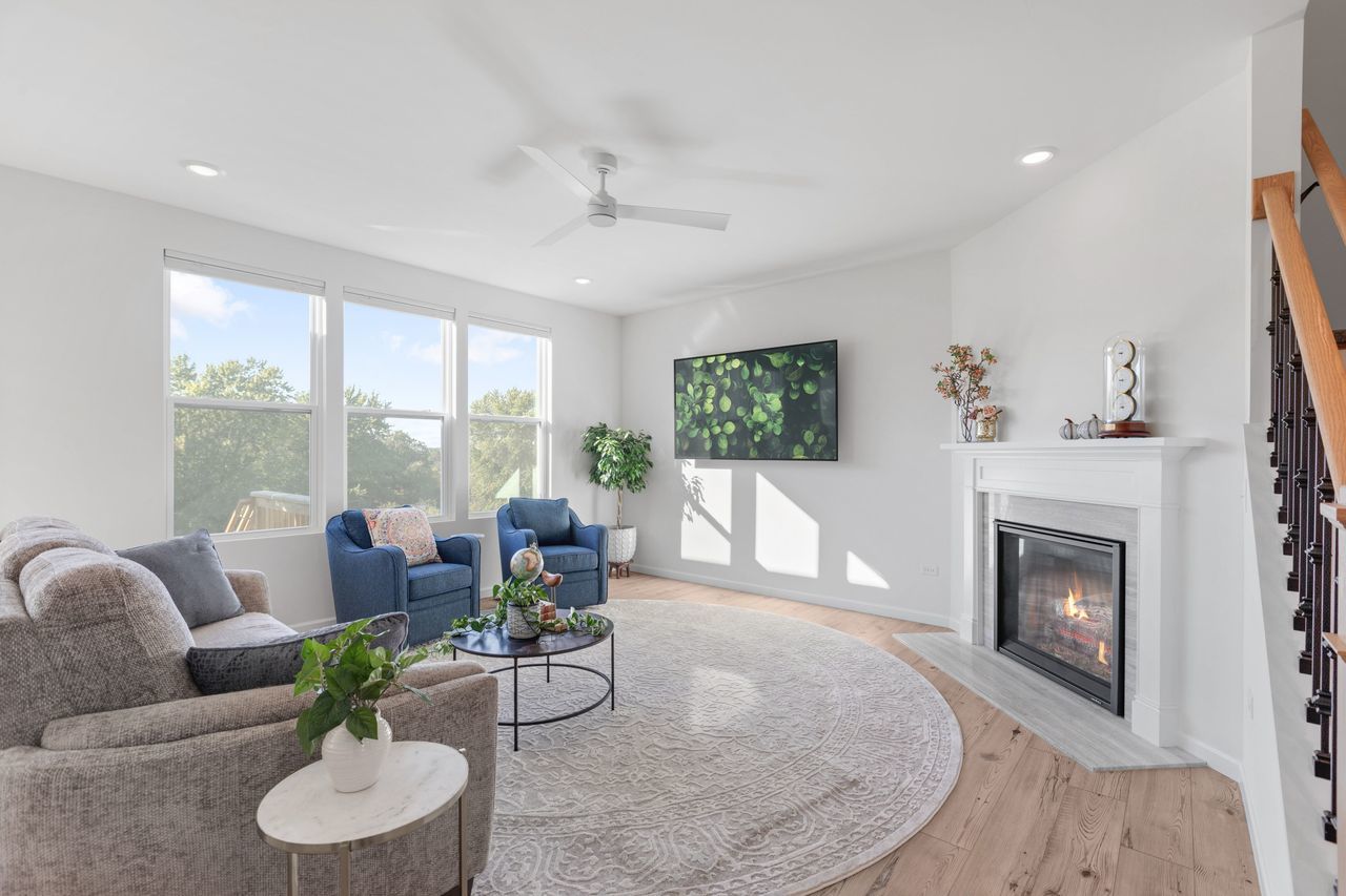 1044 Joice Lane
