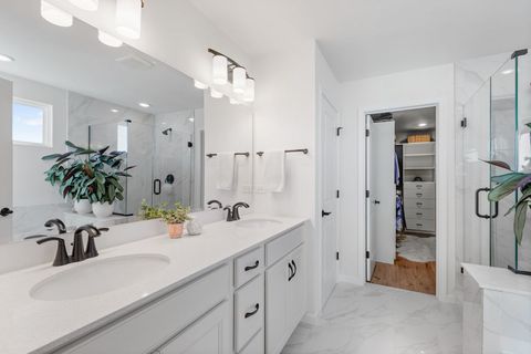 Tiny photo for 1044 Joice Lane, Mundelein, IL 60060 (MLS # 12495579)