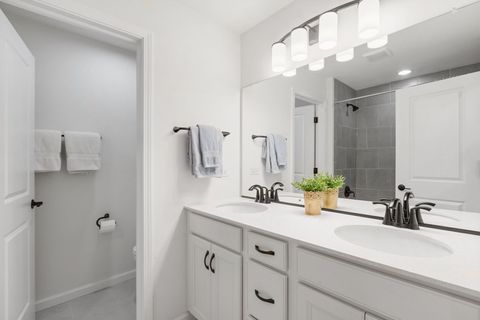 Tiny photo for 1044 Joice Lane, Mundelein, IL 60060 (MLS # 12495579)