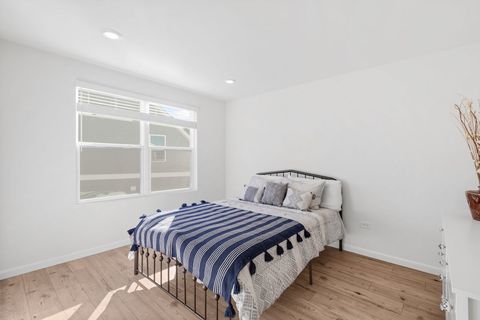 Tiny photo for 1044 Joice Lane, Mundelein, IL 60060 (MLS # 12495579)