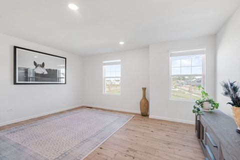 Tiny photo for 1044 Joice Lane, Mundelein, IL 60060 (MLS # 12495579)