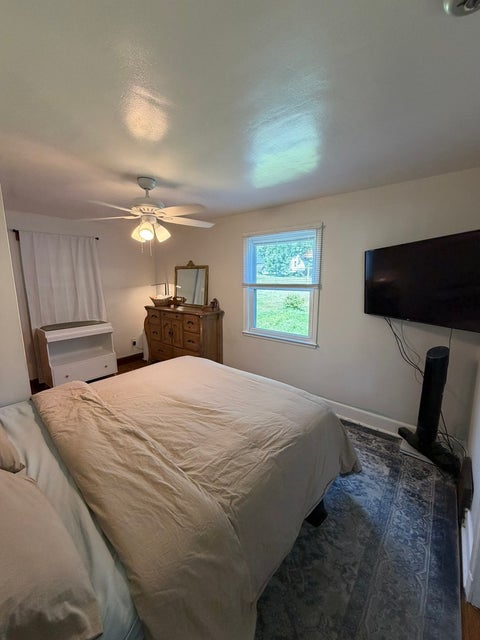 Tiny photo for 334 23rd Place, Clinton, IA 52732 (MLS # 12759437)