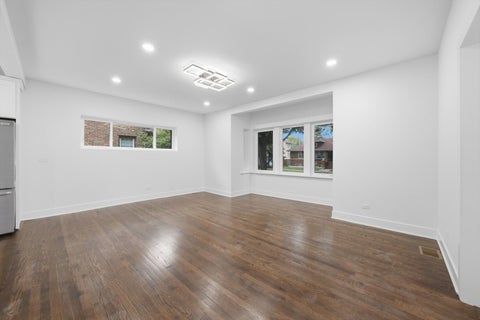 Tiny photo for 3540 Grand Boulevard, Brookfield, IL 60513 (MLS # 12686282)