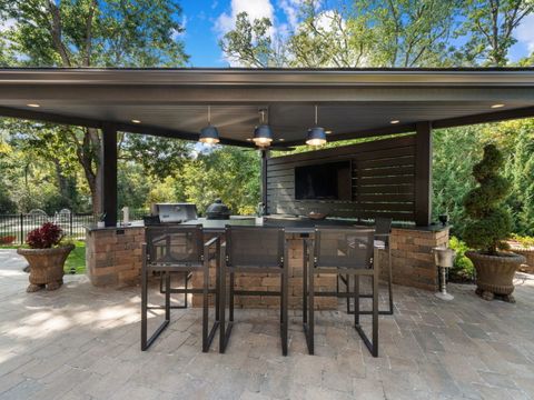 Tiny photo for 950 Gage Lane, Lake Forest, IL 60045 (MLS # 12609963)