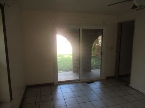 Tiny photo for 77 Mionske Drive, Lake Zurich, IL 60047 (MLS # 12484076)