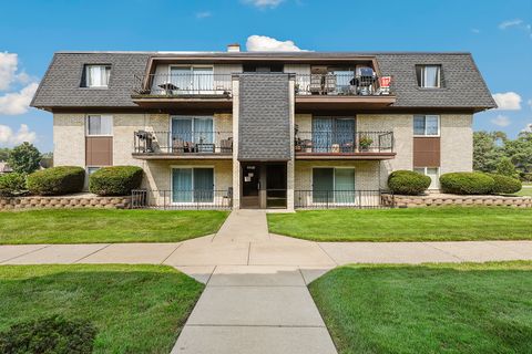 Photo of 11133 S 84th Avenue #3A, Palos Hills, IL 60465 (MLS # 12510035)