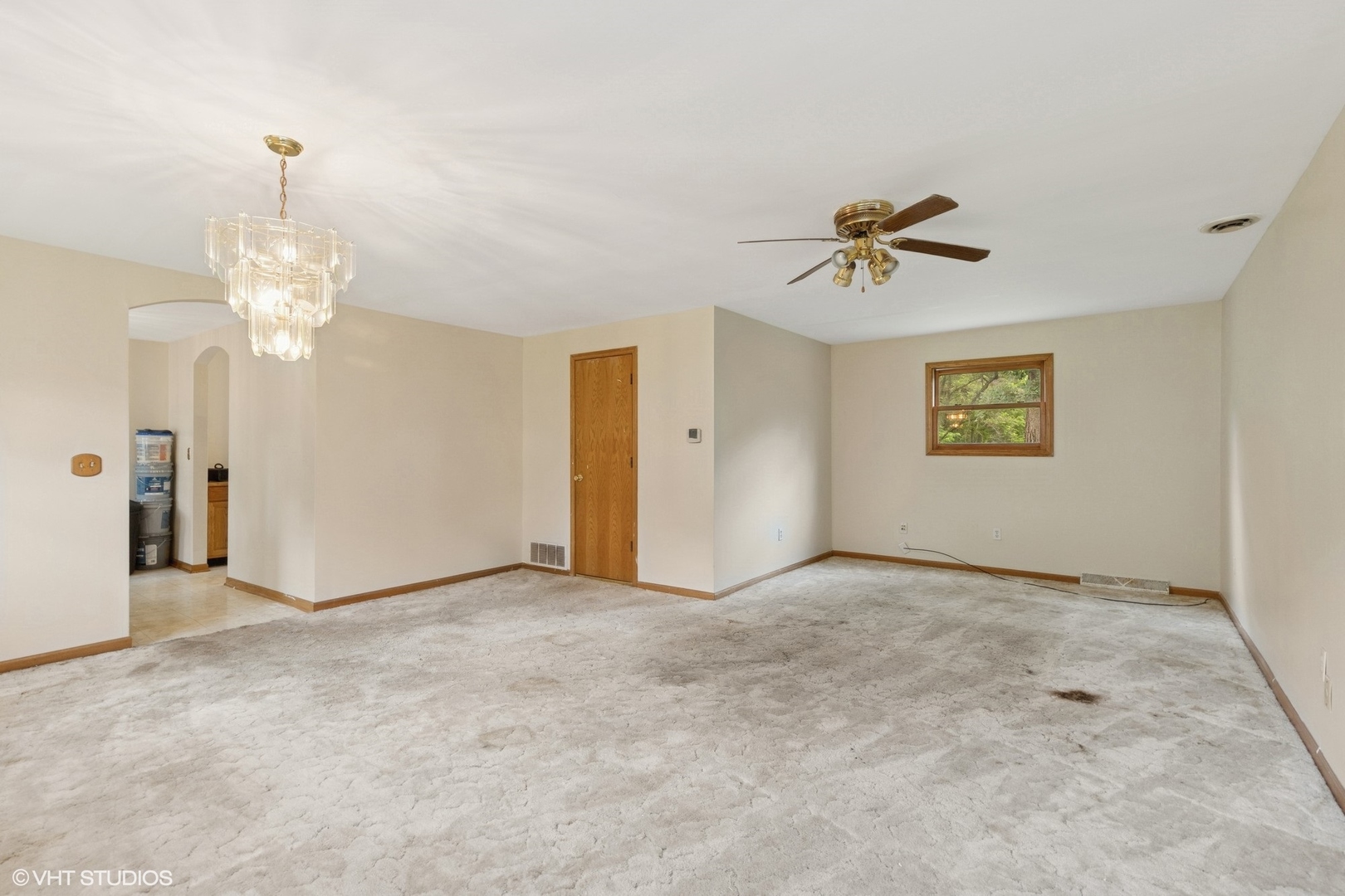 36269 N Eagle Court