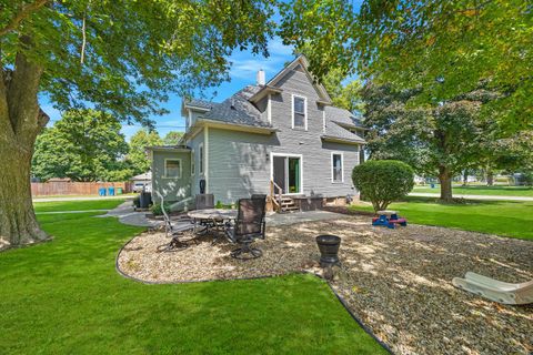 Tiny photo for 208 N East Street, Lexington, IL 61753 (MLS # 12463422)