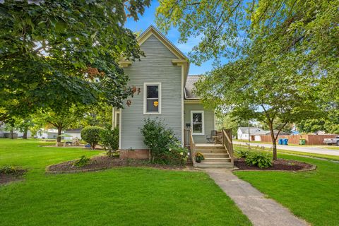 Tiny photo for 208 N East Street, Lexington, IL 61753 (MLS # 12463422)