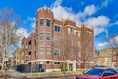 2752 W Argyle Street 4 Chicago IL 60625