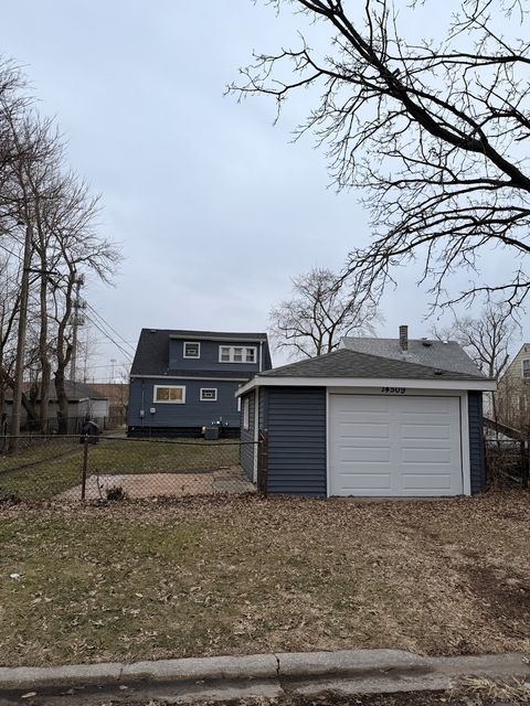 Tiny photo for 14509 Park Avenue, Dolton, IL 60419 (MLS # 12546907)