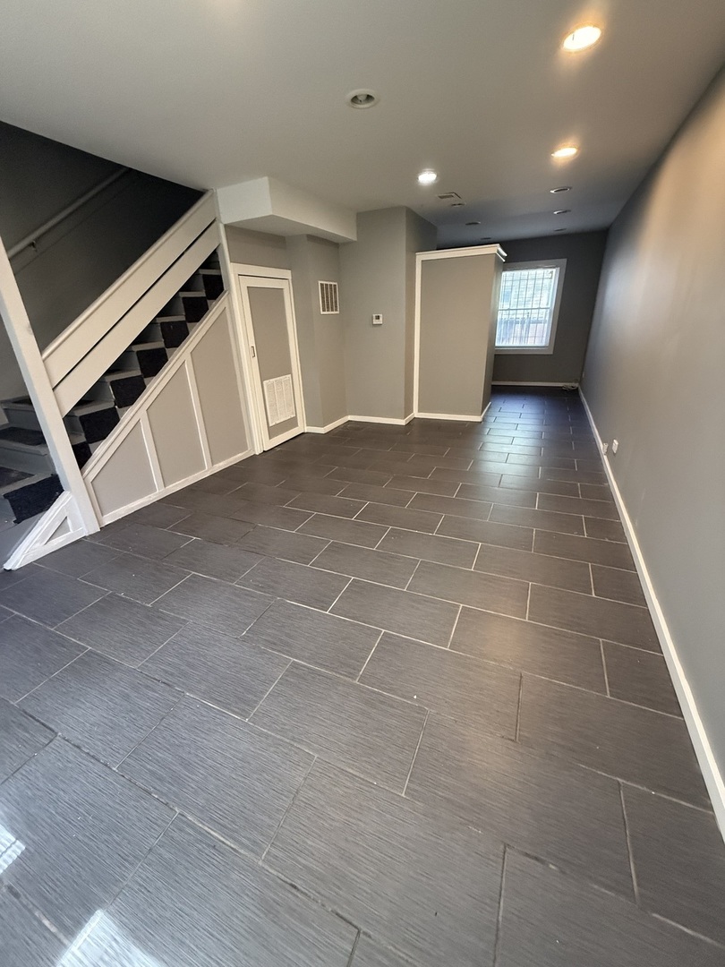 2448 E 74th Street