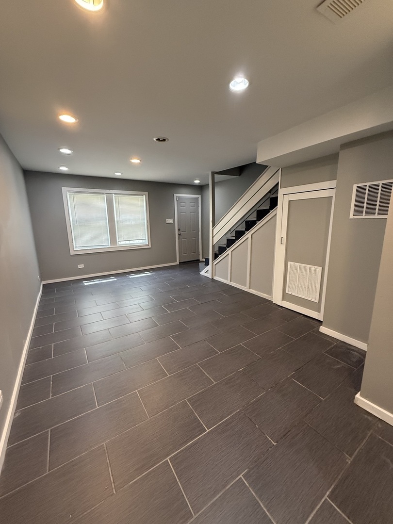 2448 E 74th Street