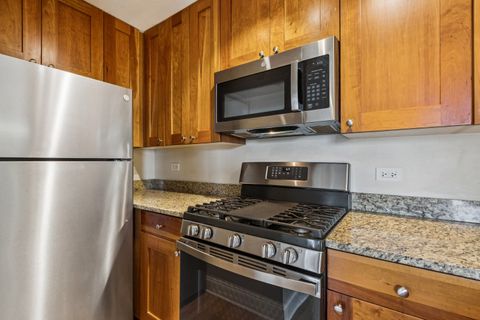 Tiny photo for 4144 N SHERIDAN Road #510, Chicago, IL 60613 (MLS # 12492027)
