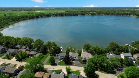 Tiny photo for 224 MAINSAIL Drive, Third Lake, IL 60030 (MLS # 12664097)