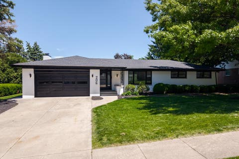Tiny photo for 206 Imperial Drive, Bloomington, IL 61701 (MLS # 12656820)