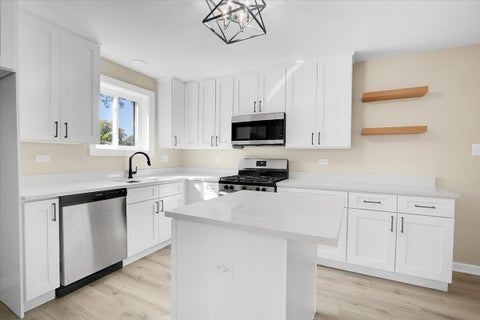 Tiny photo for 937 Pamela Drive, Bensenville, IL 60106 (MLS # 12776315)