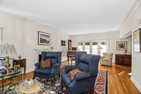Tiny photo for 324 Davis Street, Evanston, IL 60201 (MLS # 12581311)