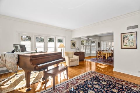 Tiny photo for 324 Davis Street, Evanston, IL 60201 (MLS # 12581311)