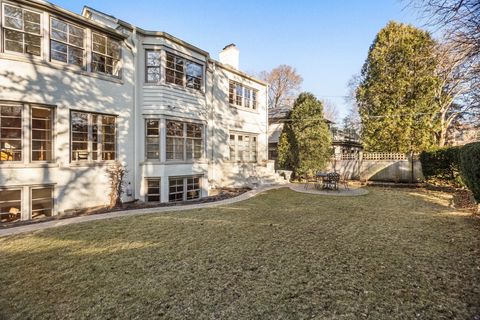 Tiny photo for 324 Davis Street, Evanston, IL 60201 (MLS # 12581311)