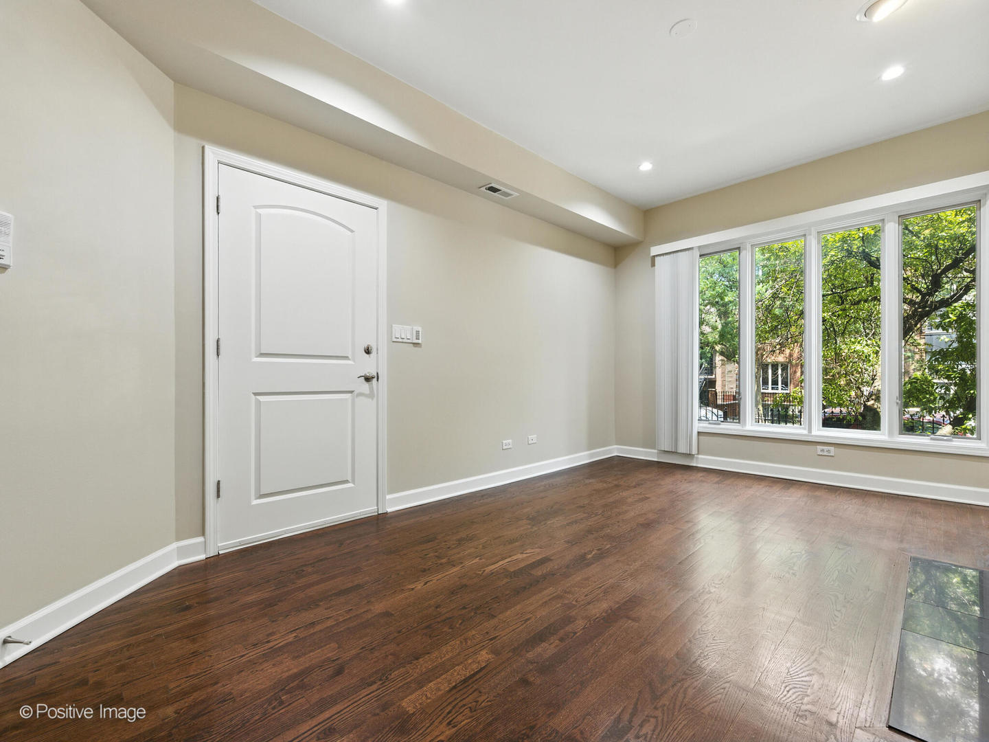 1445 W Walton Street 1