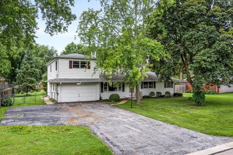 Tiny photo for 34W268 Giese Road, Batavia, IL 60510 (MLS # 12690131)