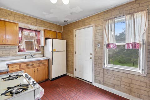 Tiny photo for 3750 N Pittsburgh Avenue, Chicago, IL 60634 (MLS # 12732346)