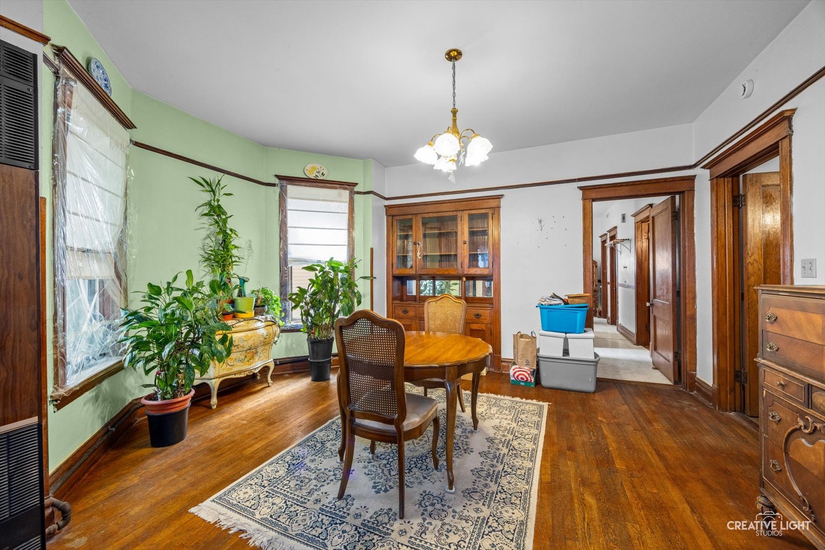 2439 W Pensacola Avenue